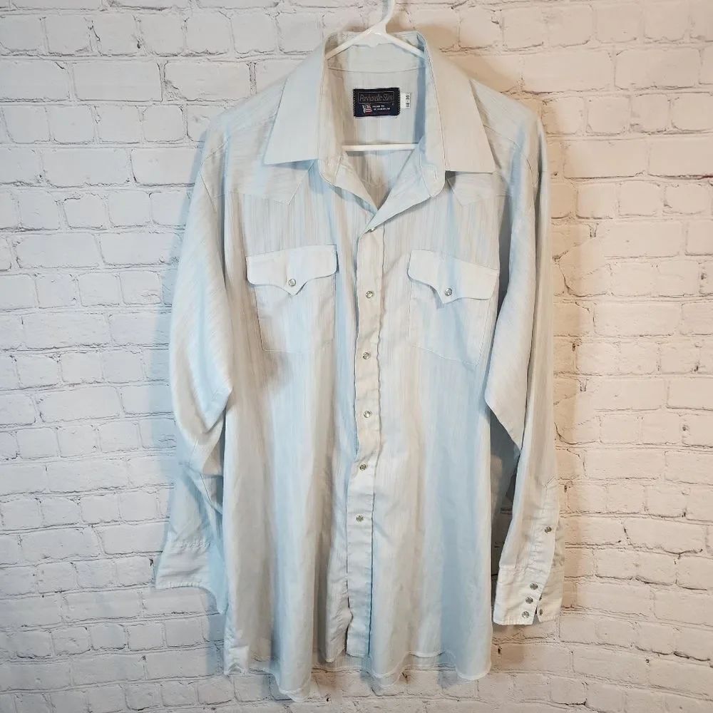 Men's Panhandle Slim pearl snapped longsleeve shirt, size XL